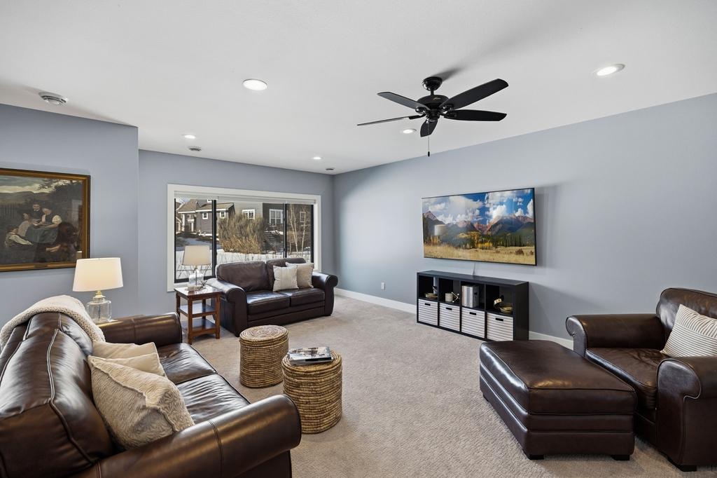 4152 Hummingbird Path North Lake Elmo, MN 55042 - Photo 47 of 70