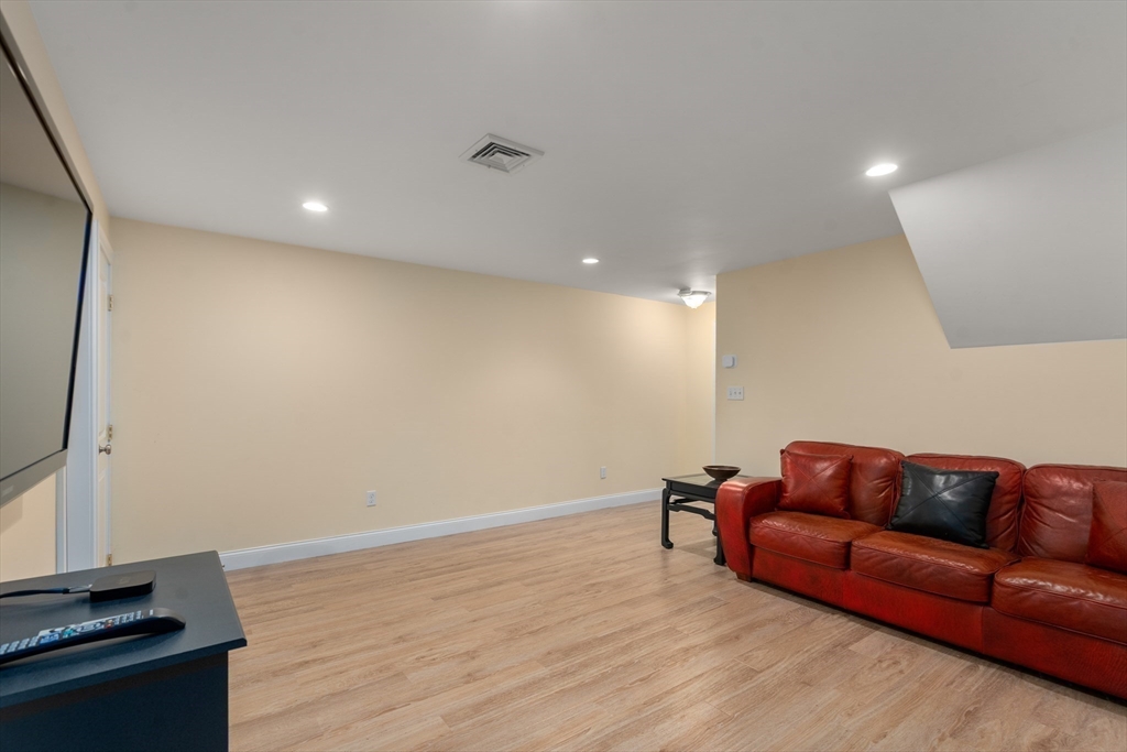 77 Cedar Street Wellesley, MA 02481 - Photo 27 of 39