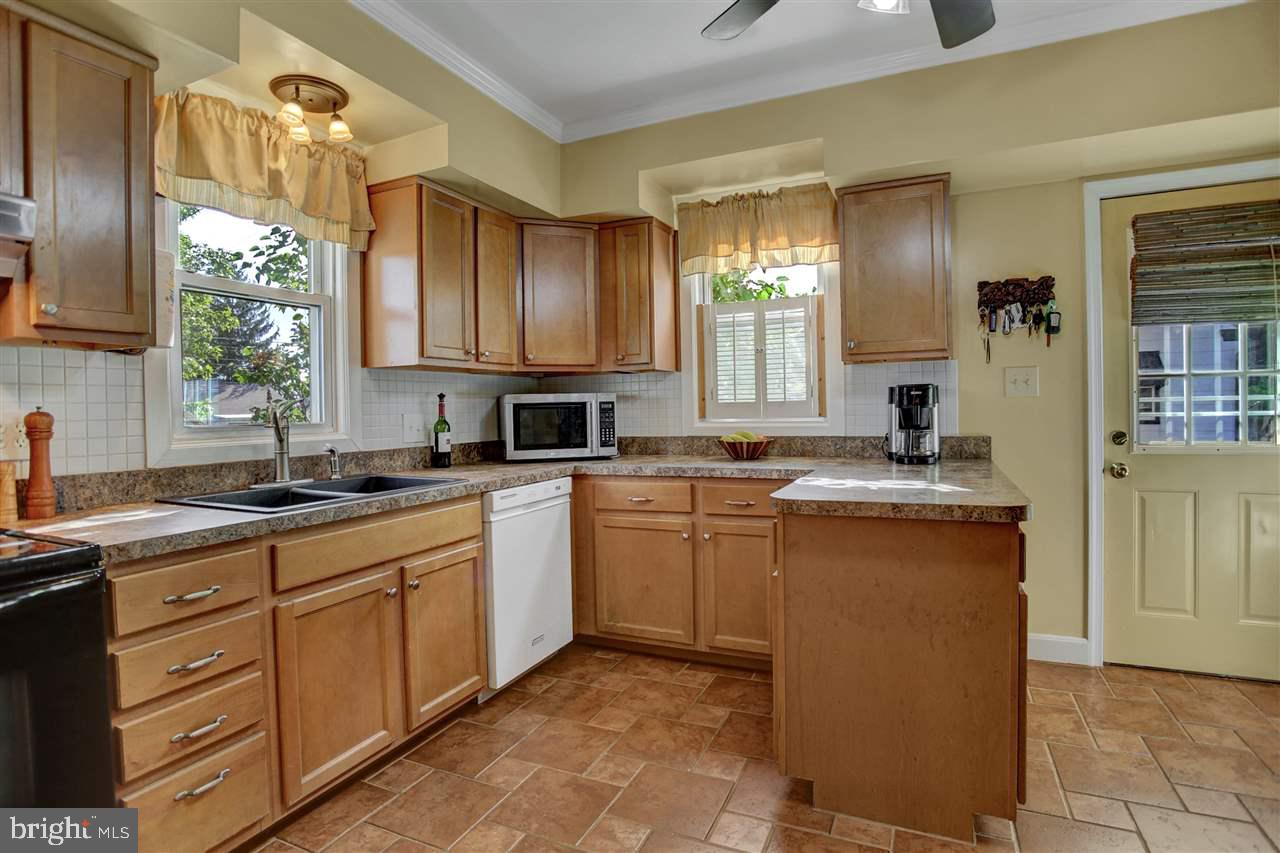 764 Fishburn Road Hershey, PA 17033 - Photo 10 of 25 Gallery Image 10