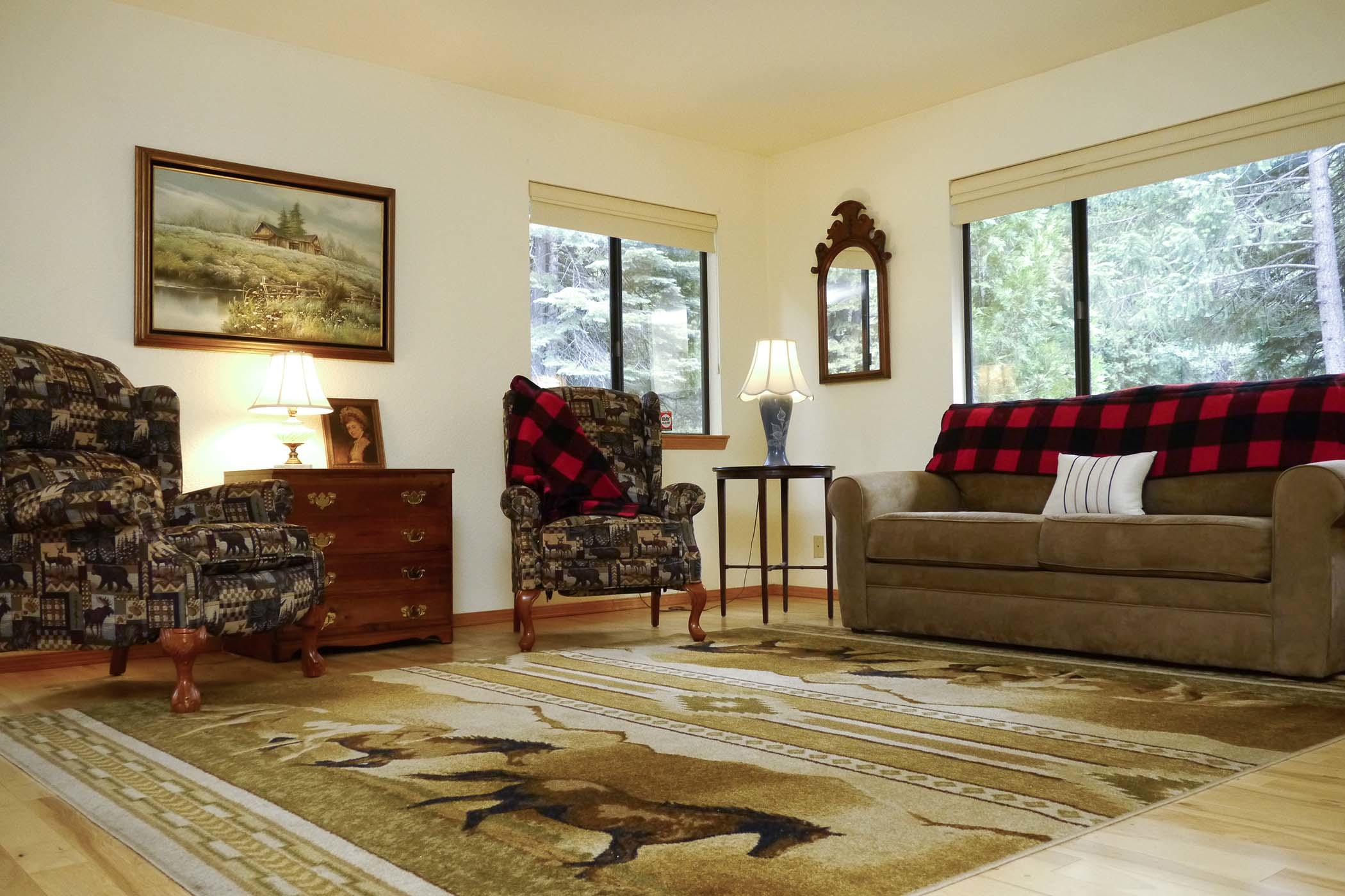 8222 Ritts Mill Road Shingletown, CA 96088 - Photo 29 of 50 Living Room