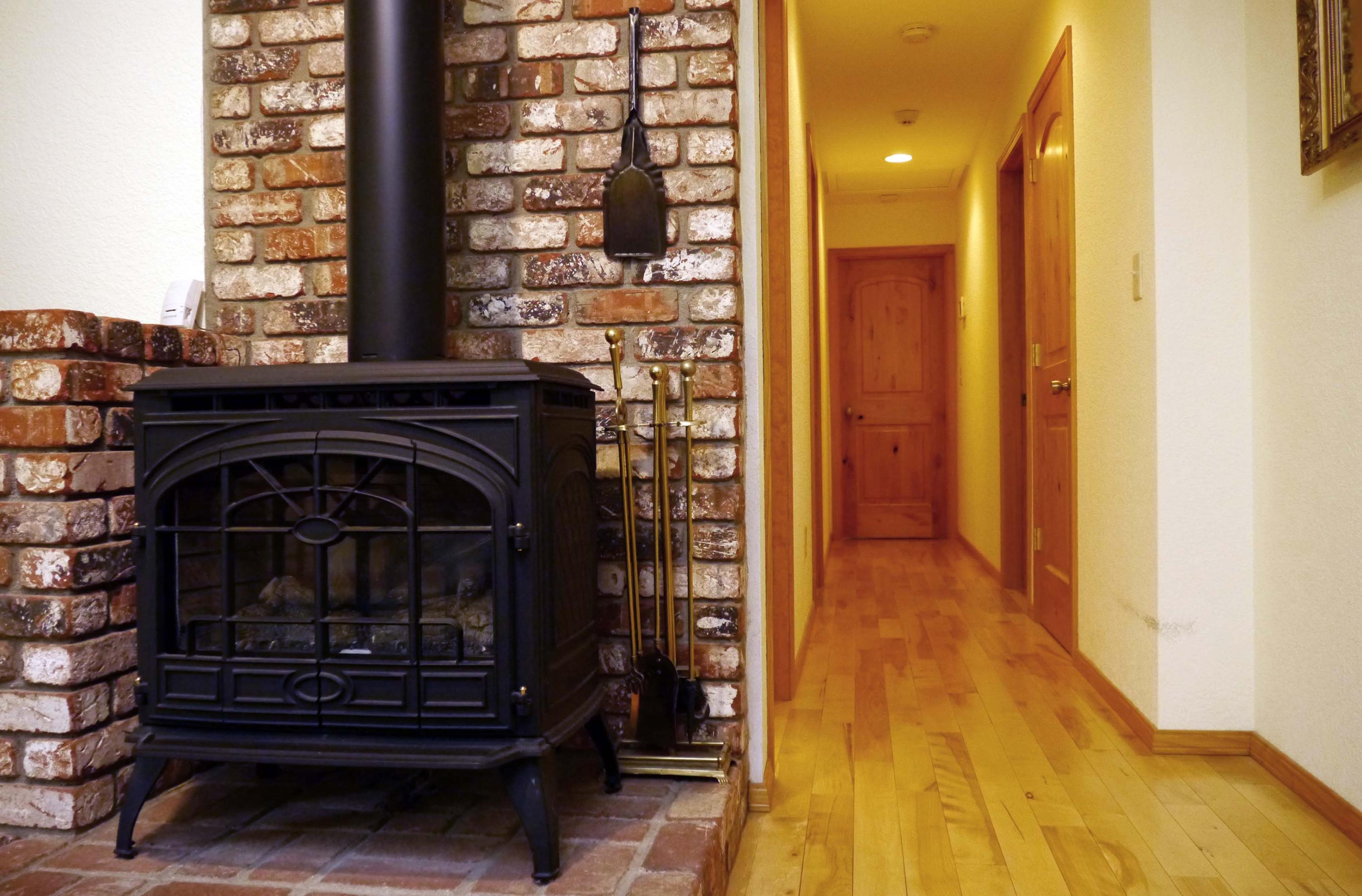 8222 Ritts Mill Road Shingletown, CA 96088 - Photo 30 of 50 Stove Hallway View