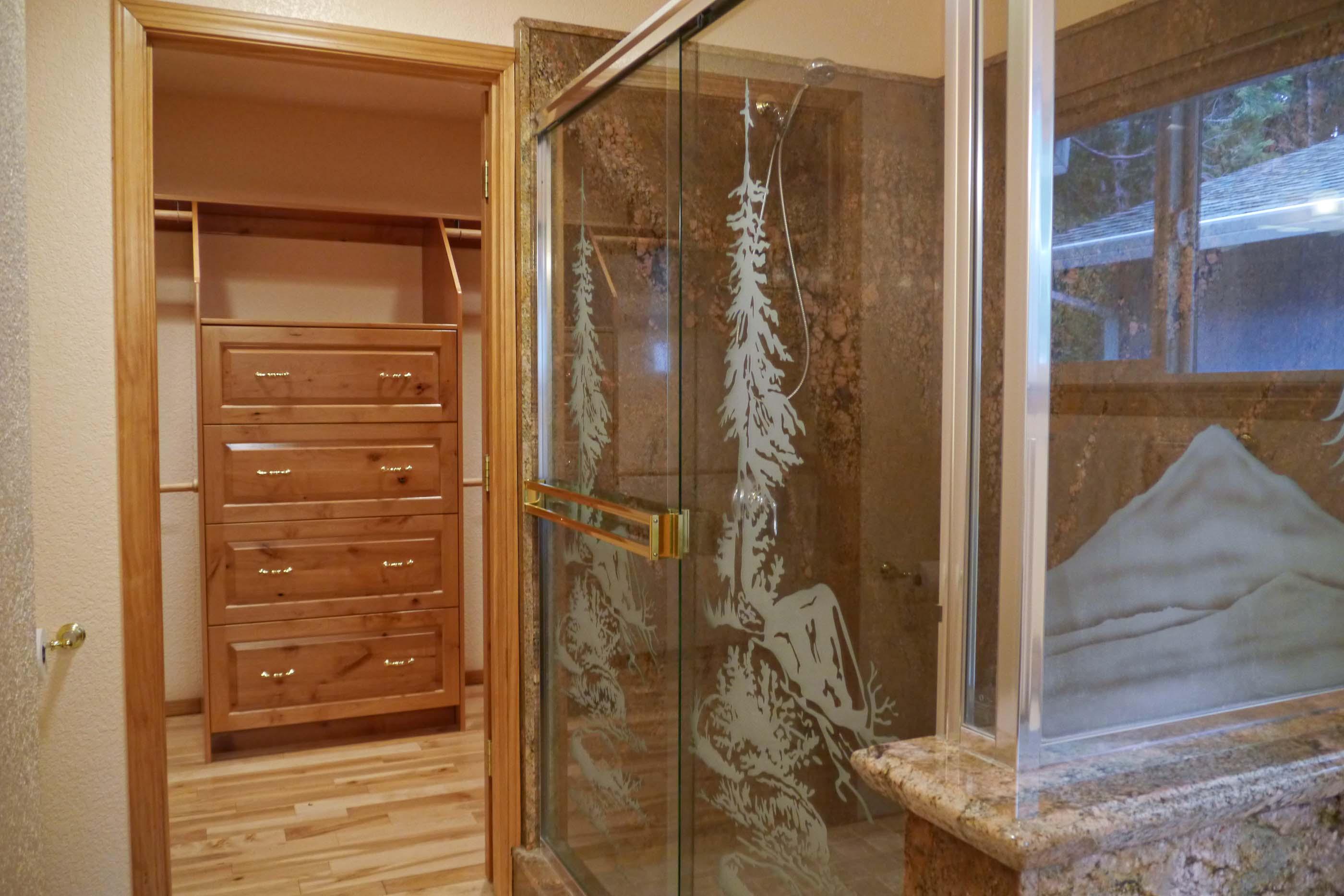 8222 Ritts Mill Road Shingletown, CA 96088 - Photo 37 of 50 Mastger Bathroom Walk In Closet View