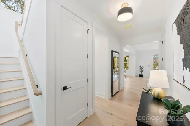 a view of entryway with livingroom and furniture
