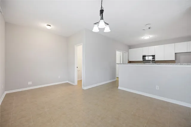 $2,100 | 7447 Oakwood Canyon Drive, Cypress, TX 77433