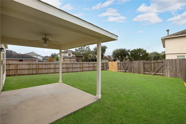 $2,100 | 7447 Oakwood Canyon Drive, Cypress, TX 77433