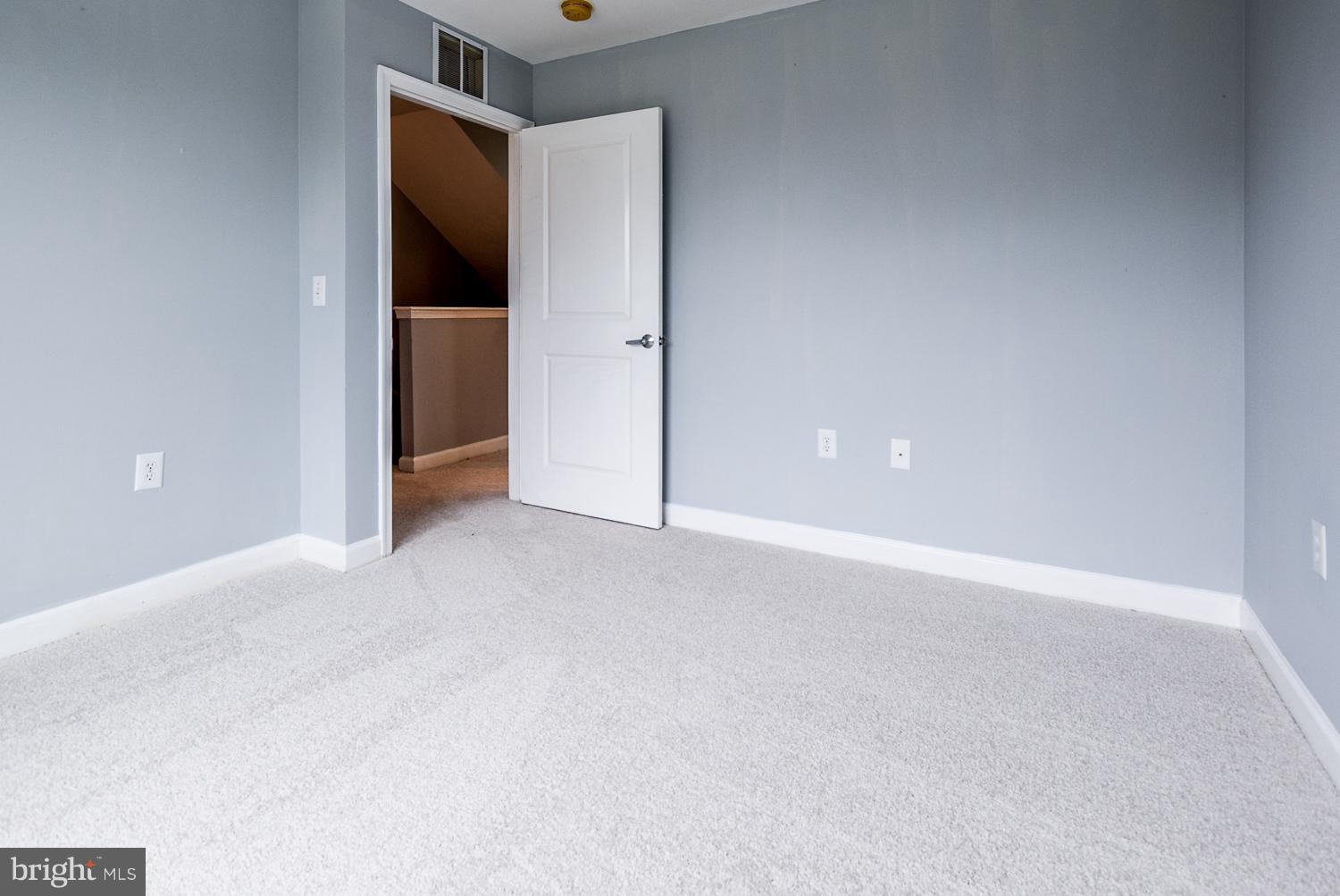 4111 Orchard Ridge Boulevard Baltimore, MD 21213 - Photo 18 of 28 Bedroom