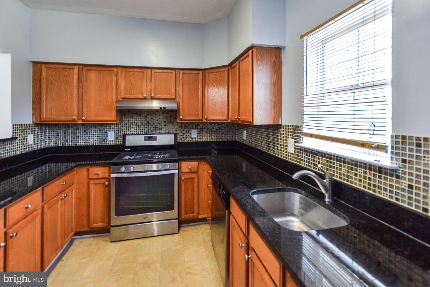 4111 Orchard Ridge Boulevard Baltimore, MD 21213 - Photo 9 of 28 Kitchen