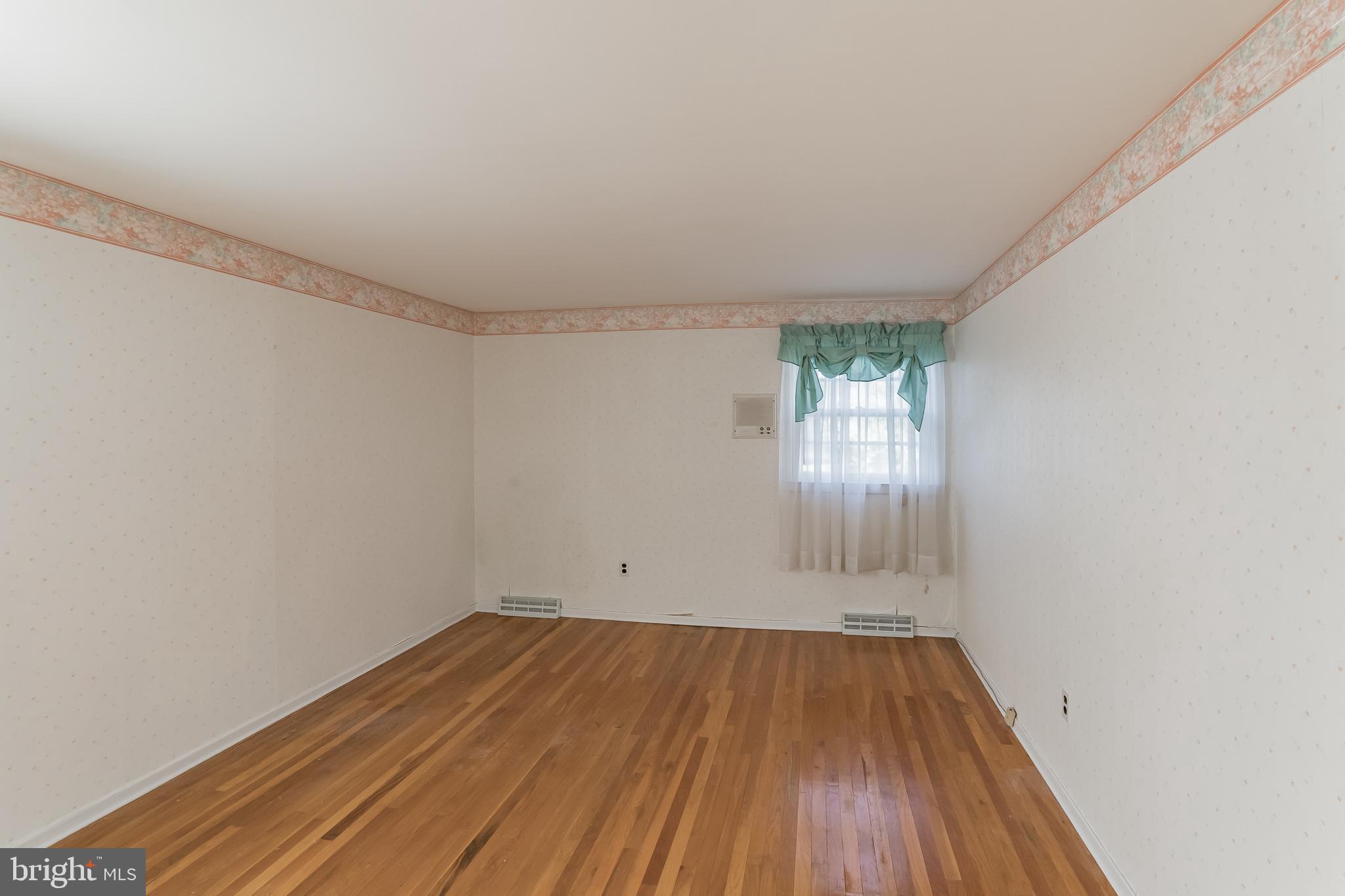338 Hogeland Road Southampton, PA 18966 - Photo 16 of 29 Bedroom #2 With Hardwood Floors