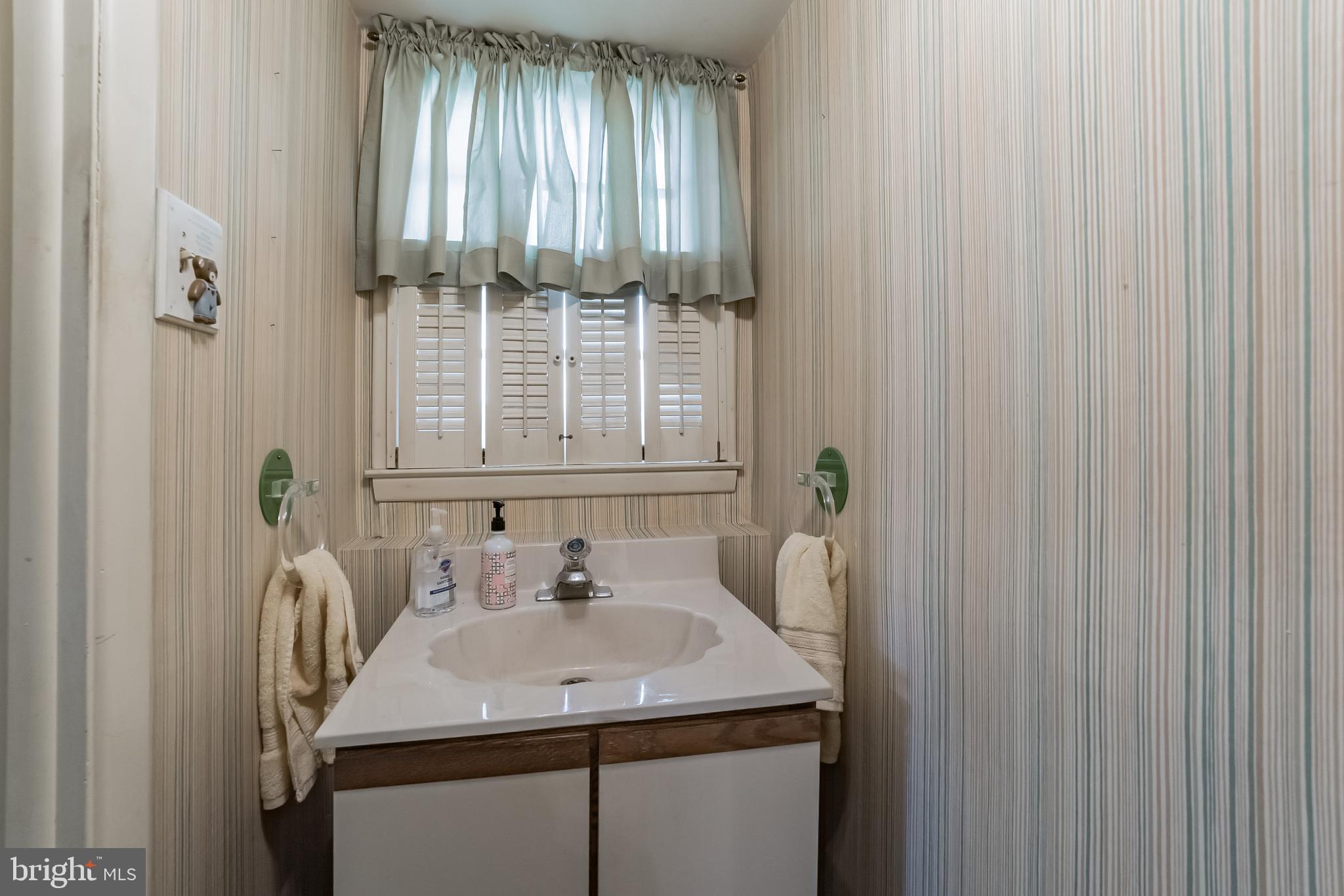338 Hogeland Road Southampton, PA 18966 - Photo 24 of 29 Lower Level Powder Room