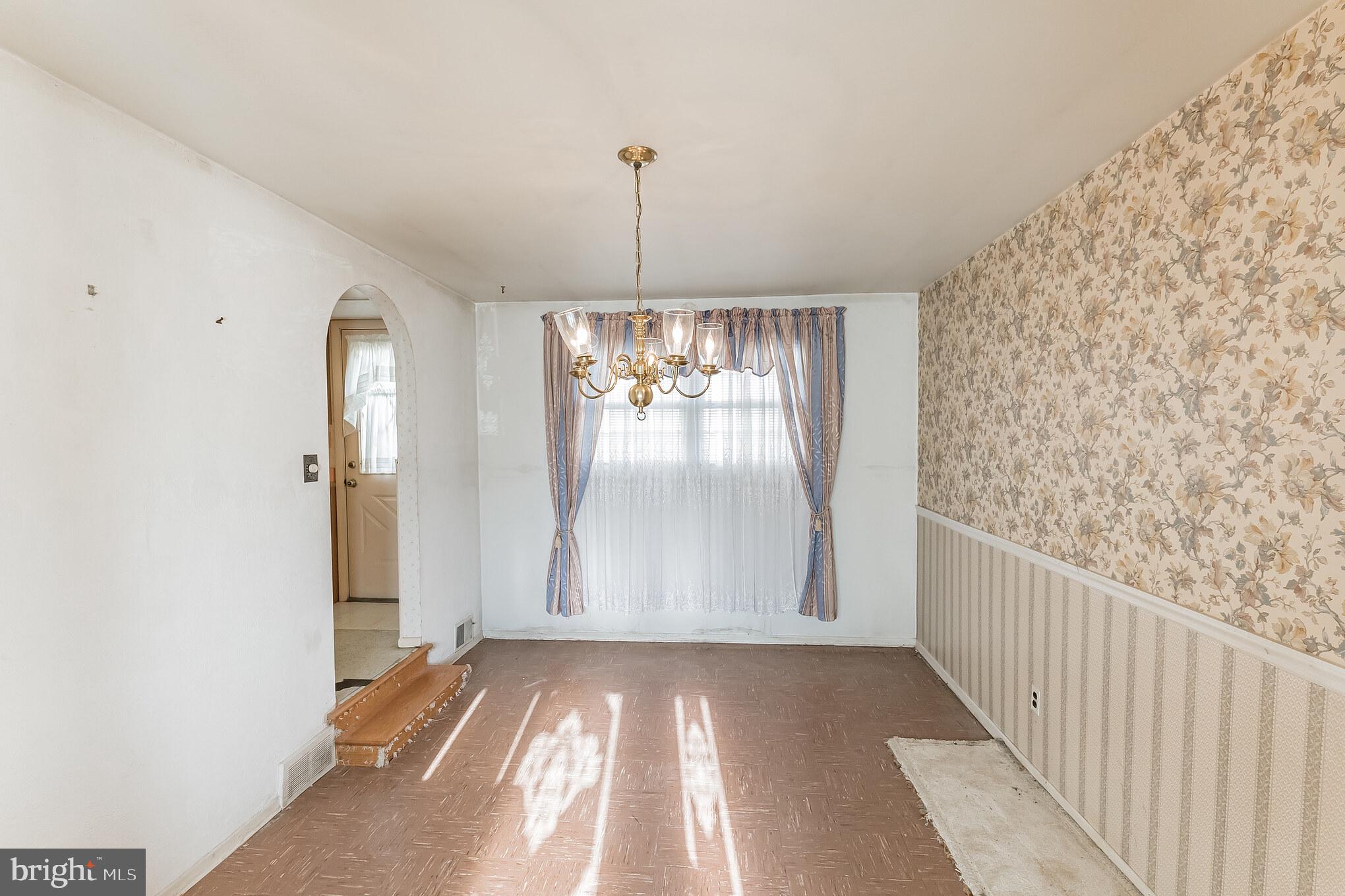 338 Hogeland Road Southampton, PA 18966 - Photo 8 of 29 Dining Room With Chair Rail