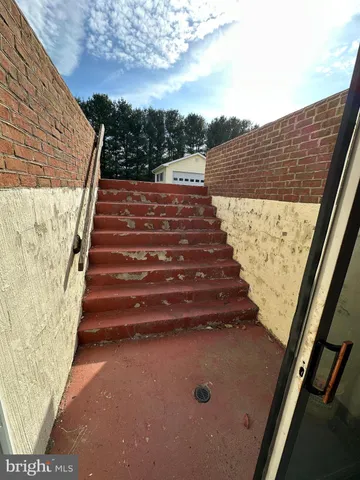 $715,000 | 201 Vista Lane, White Post, VA 22663