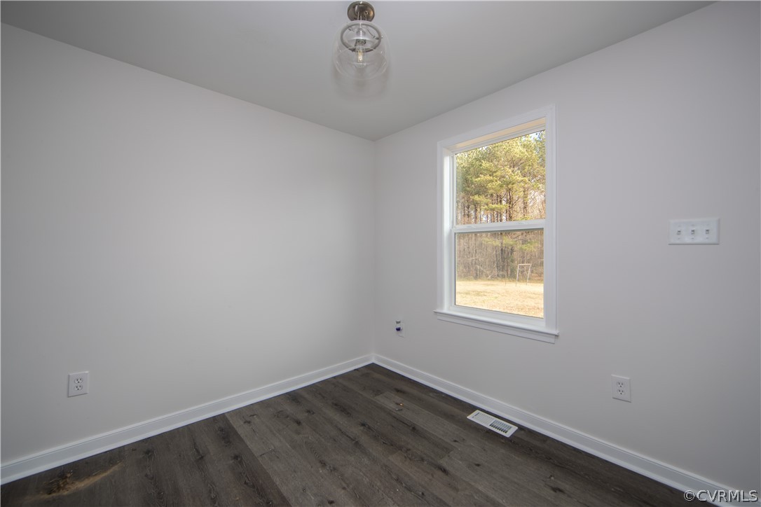 25622 Carson Road Carson, VA 23830 - Photo 13 of 28