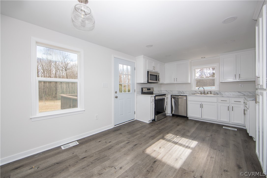 25622 Carson Road Carson, VA 23830 - Photo 4 of 28