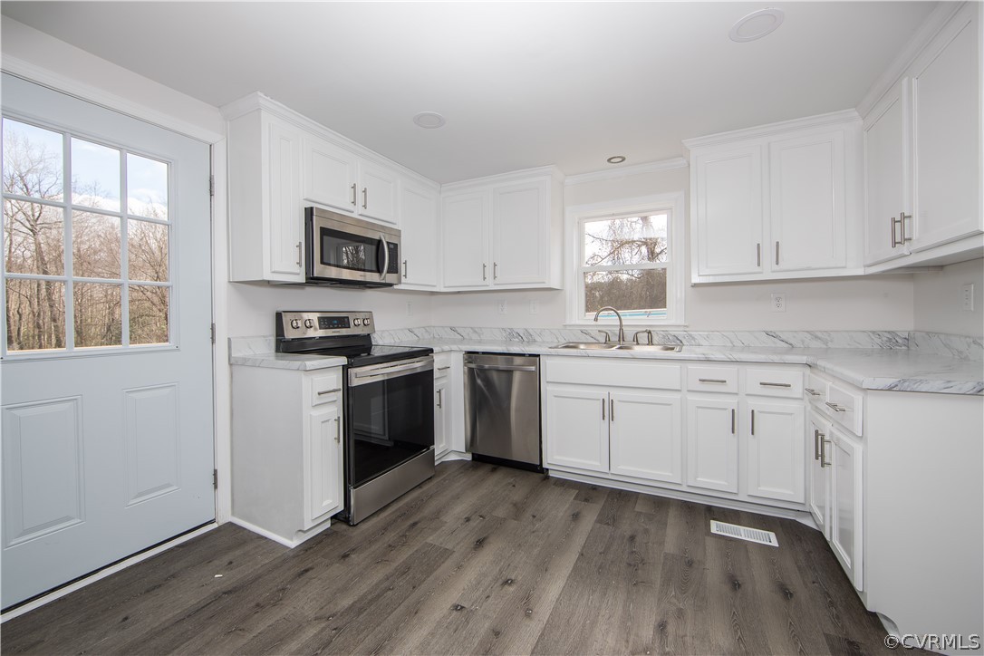 25622 Carson Road Carson, VA 23830 - Photo 5 of 28