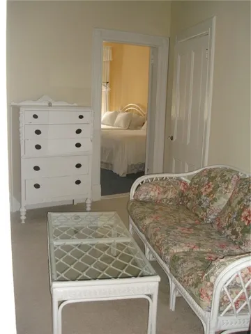 $6,000 | 589 Bellevue Avenue, Newport, RI 02840