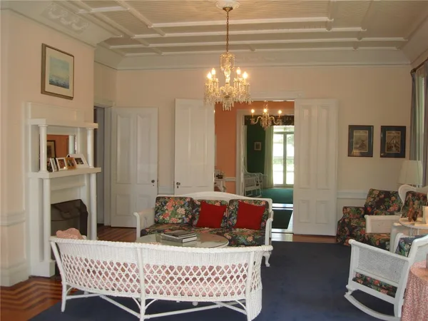 $5,000 | 589 Bellevue Avenue, Newport, RI 02840