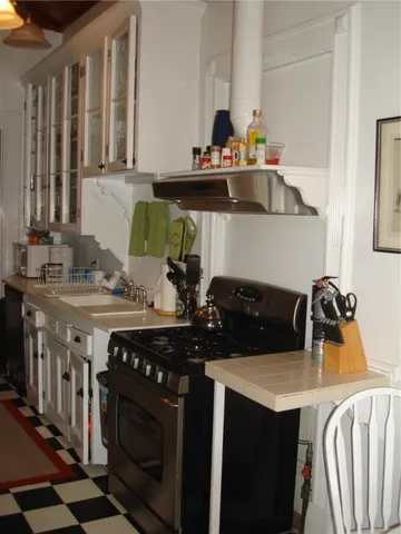 $6,000 | 589 Bellevue Avenue, Newport, RI 02840