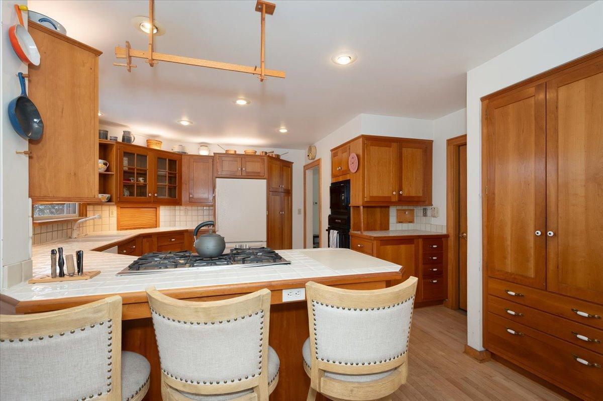 2931 Greysolon Road Duluth, MN 55812 - Photo 3 of 51