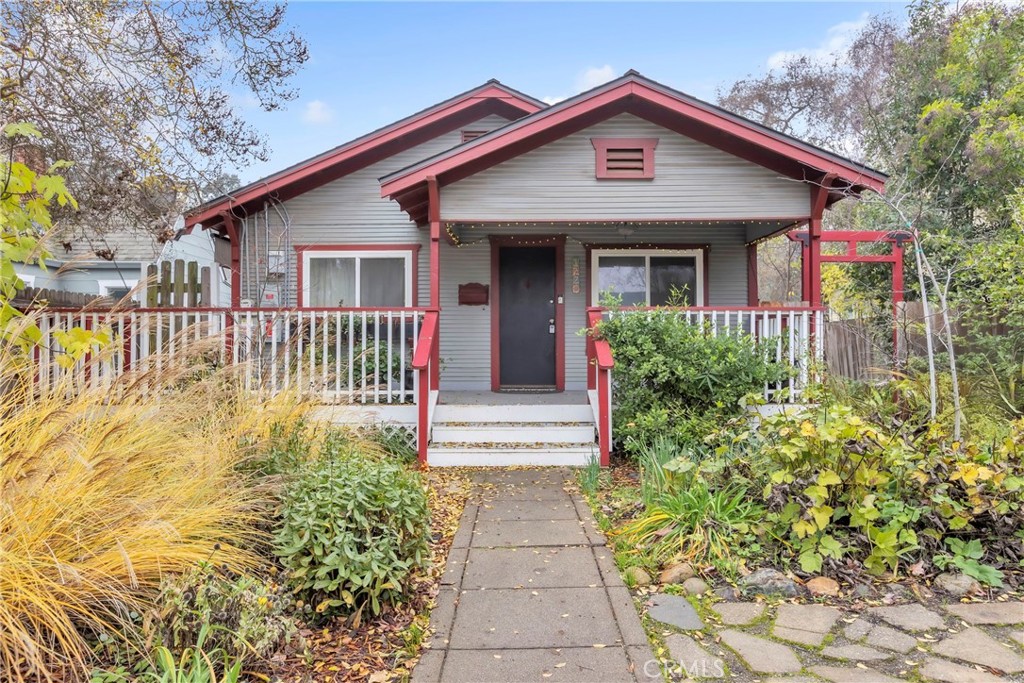 1220 Chestnut Street Chico, CA 95928 - Photo 2 of 37