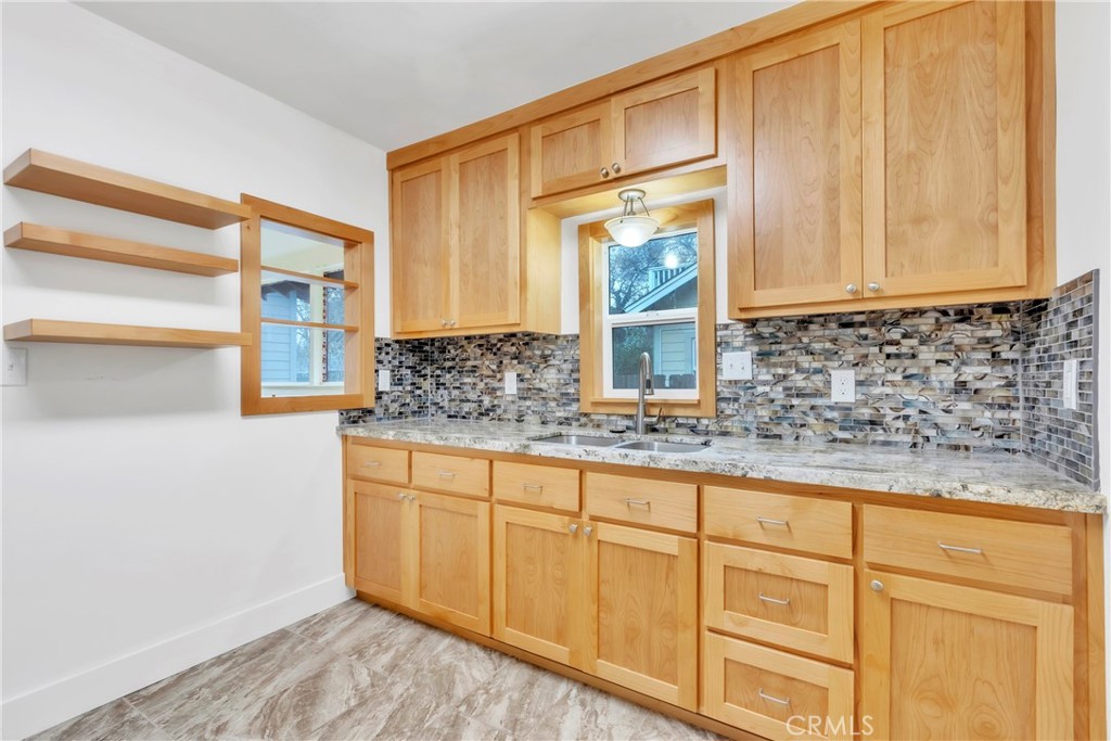 1220 Chestnut Street Chico, CA 95928 - Photo 9 of 37