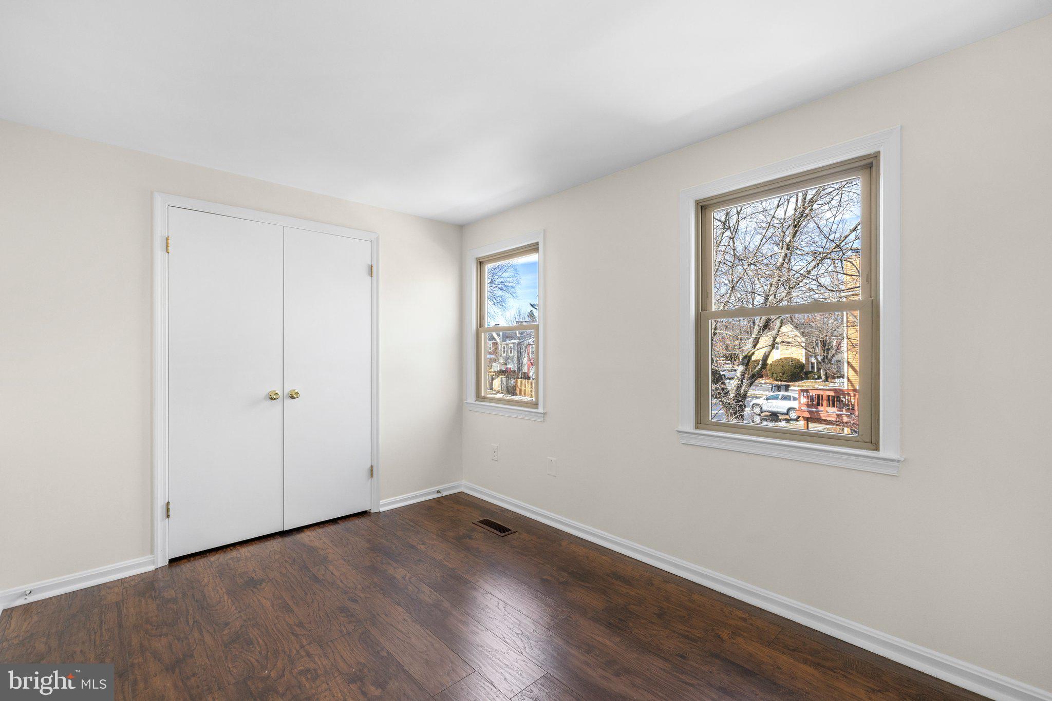 2121 Whisper Way Reston, VA 20191 - Photo 20 of 35