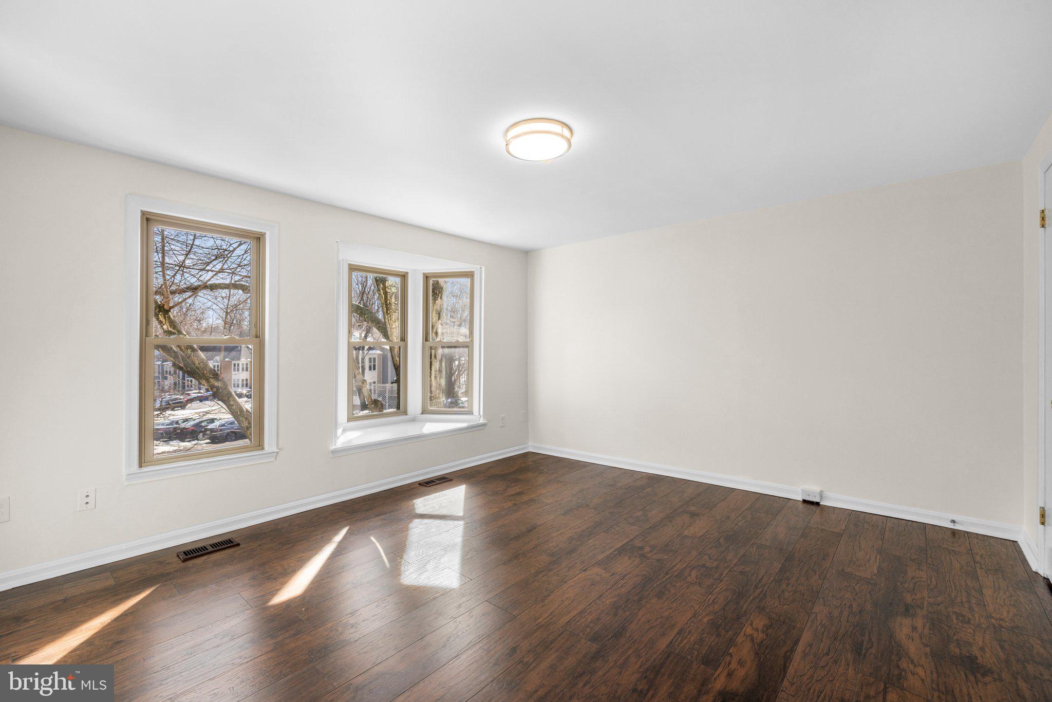 2121 Whisper Way Reston, VA 20191 - Photo 24 of 35