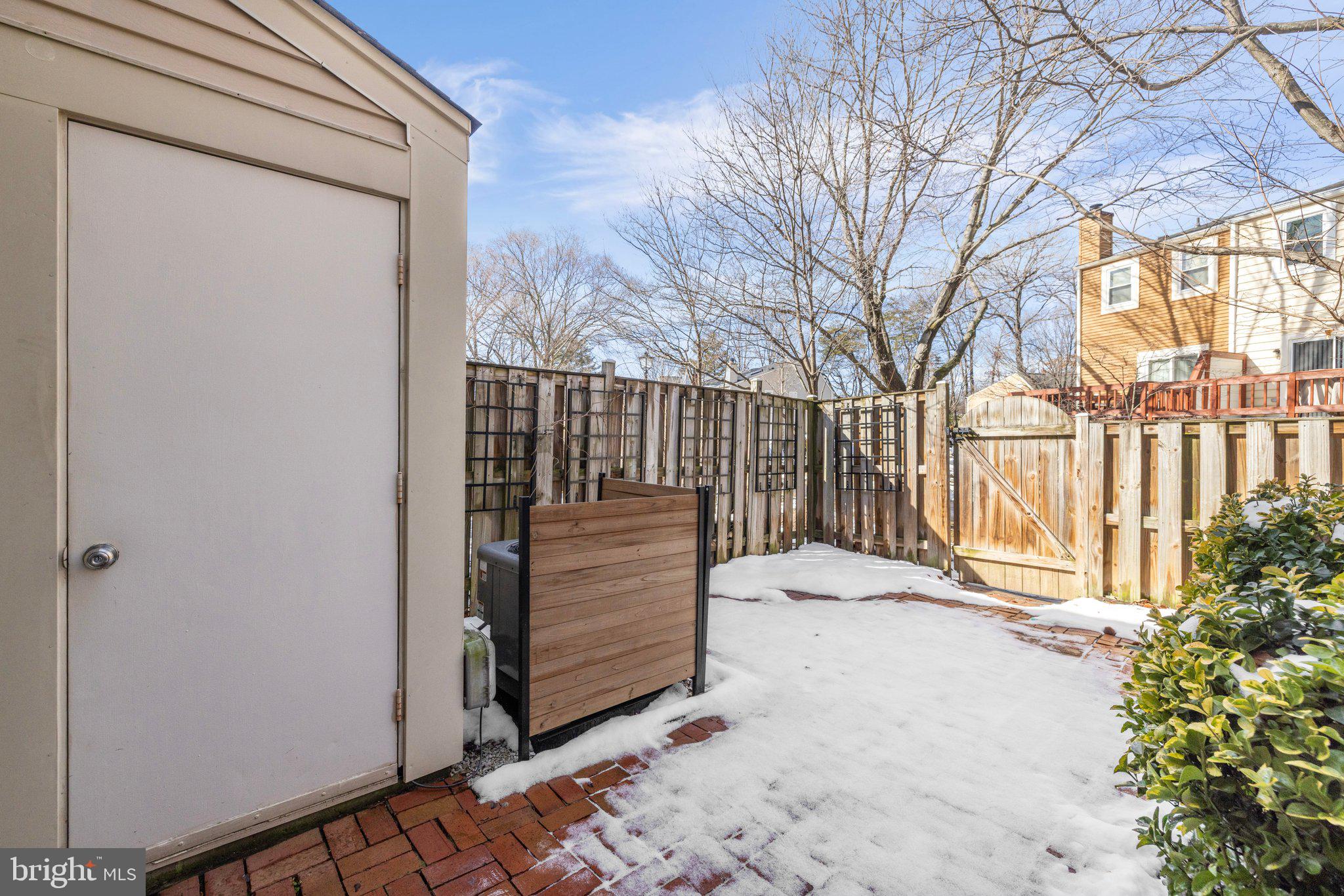 2121 Whisper Way Reston, VA 20191 - Photo 27 of 35