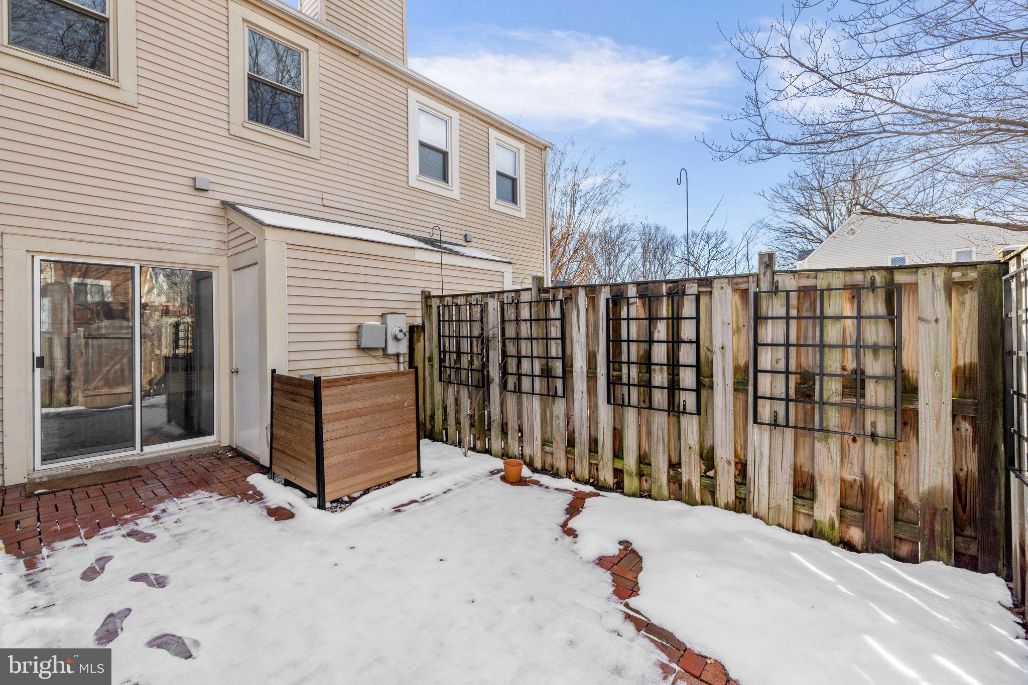 2121 Whisper Way Reston, VA 20191 - Photo 28 of 35