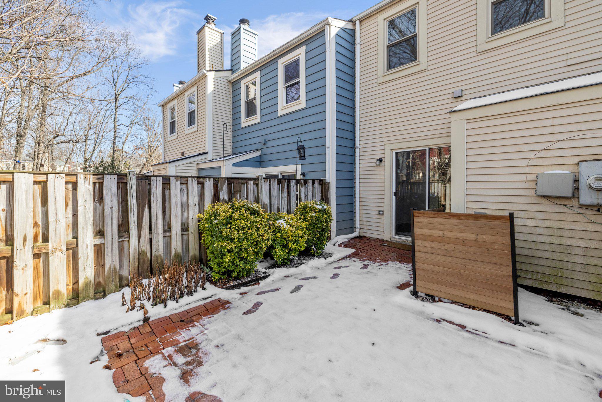 2121 Whisper Way Reston, VA 20191 - Photo 29 of 35