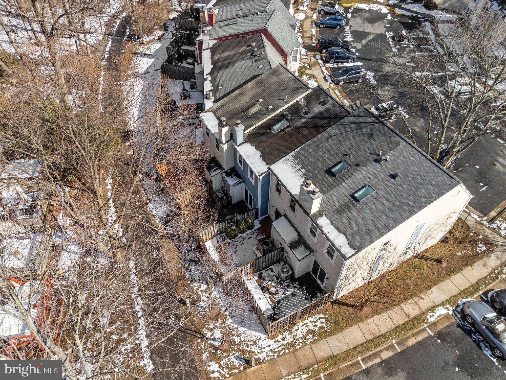 2121 Whisper Way Reston, VA 20191 - Photo 32 of 35