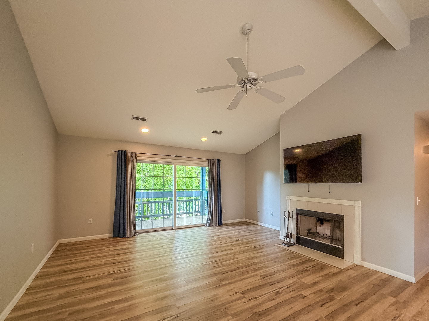 2404 Windward Boulevard, Unit 201 Champaign, IL 61821 - Photo 9 of 25