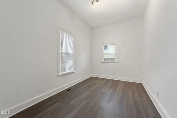 $2,600 | 211 North Boylan Avenue, Raleigh, NC 27603