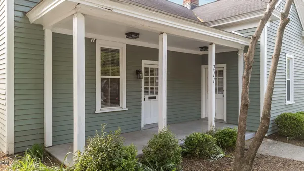 $2,600 | 211 North Boylan Avenue, Raleigh, NC 27603