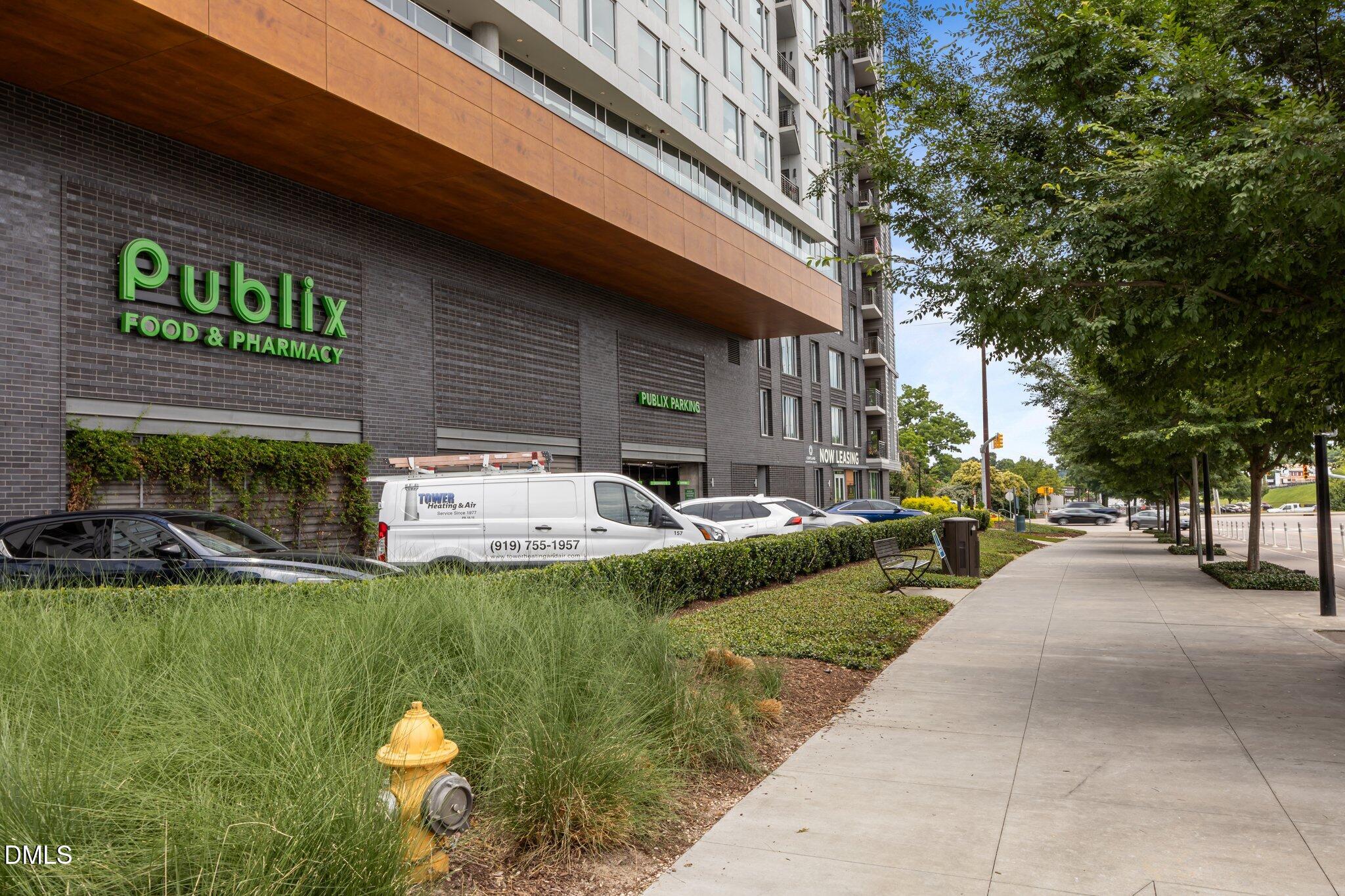 211 North Boylan Avenue Raleigh, NC 27603 - Photo 36 of 50 60-web-or-mls-IMG_1836