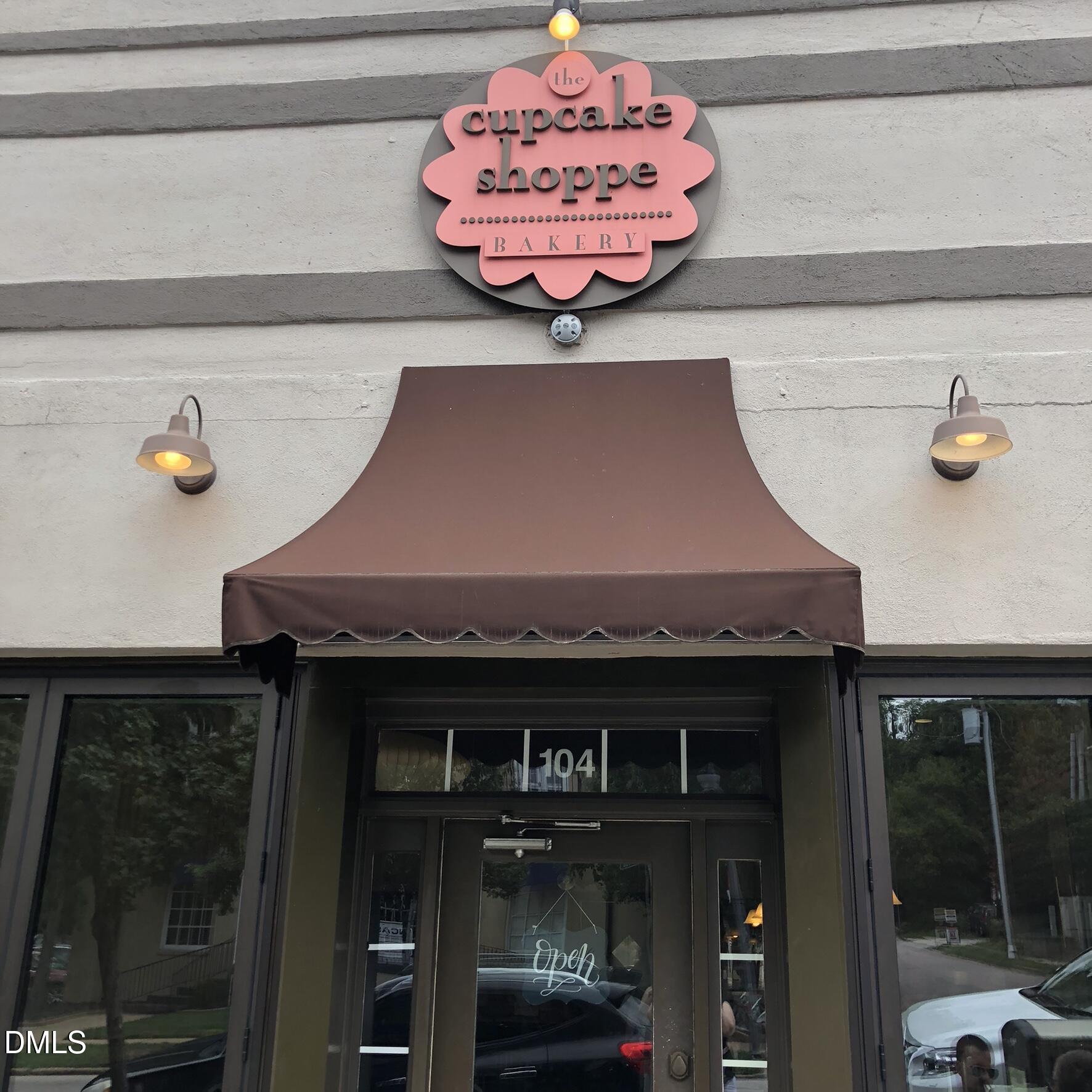 211 North Boylan Avenue Raleigh, NC 27603 - Photo 44 of 50 cupcake shoppe front