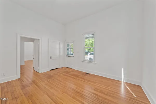 $2,600 | 211 North Boylan Avenue, Raleigh, NC 27603
