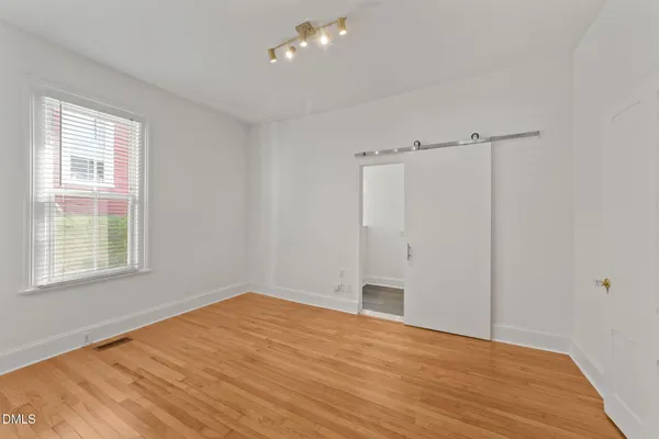 $2,600 | 211 North Boylan Avenue, Raleigh, NC 27603
