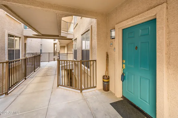 $195,000 | 14950 West Mountain View Boulevard, Unit 5206, Surprise, AZ 85374