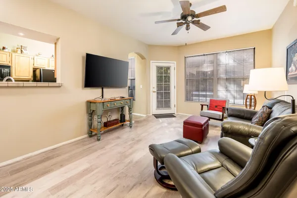 $195,000 | 14950 West Mountain View Boulevard, Unit 5206, Surprise, AZ 85374