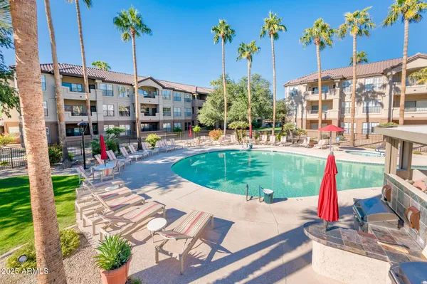 $195,000 | 14950 West Mountain View Boulevard, Unit 5206, Surprise, AZ 85374