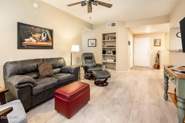 $195,000 | 14950 West Mountain View Boulevard, Unit 5206, Surprise, AZ 85374