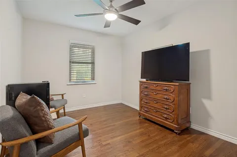 $325,000 | 2730 Larkspur Lane, Dallas, TX 75233