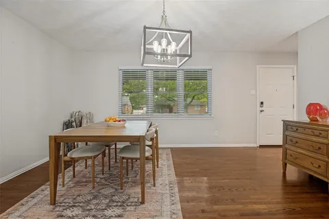 $325,000 | 2730 Larkspur Lane, Dallas, TX 75233
