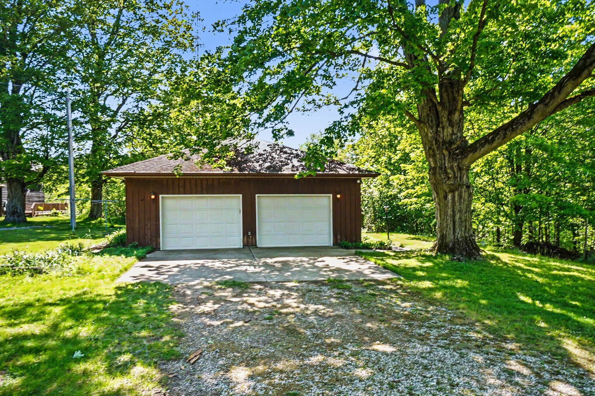 1060 North Meadowbrook Road White Cloud, MI 49349 - Photo 15 of 25 025_file_5219