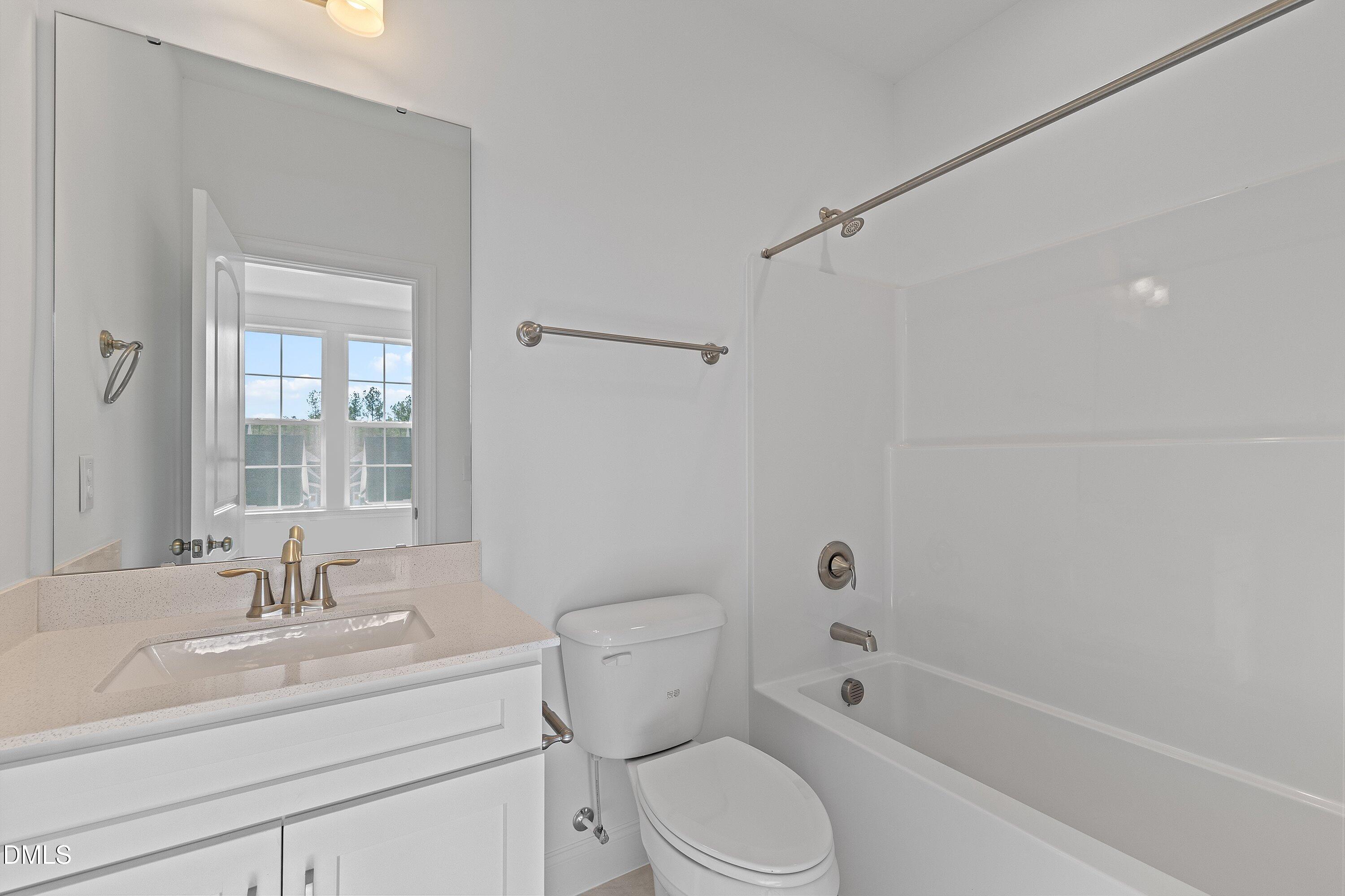 7 East Victoria Ridge Drive, Unit 16 Selma, NC 27576 - Photo 28 of 49 28-7 E Victoria Ridge Dr _2274