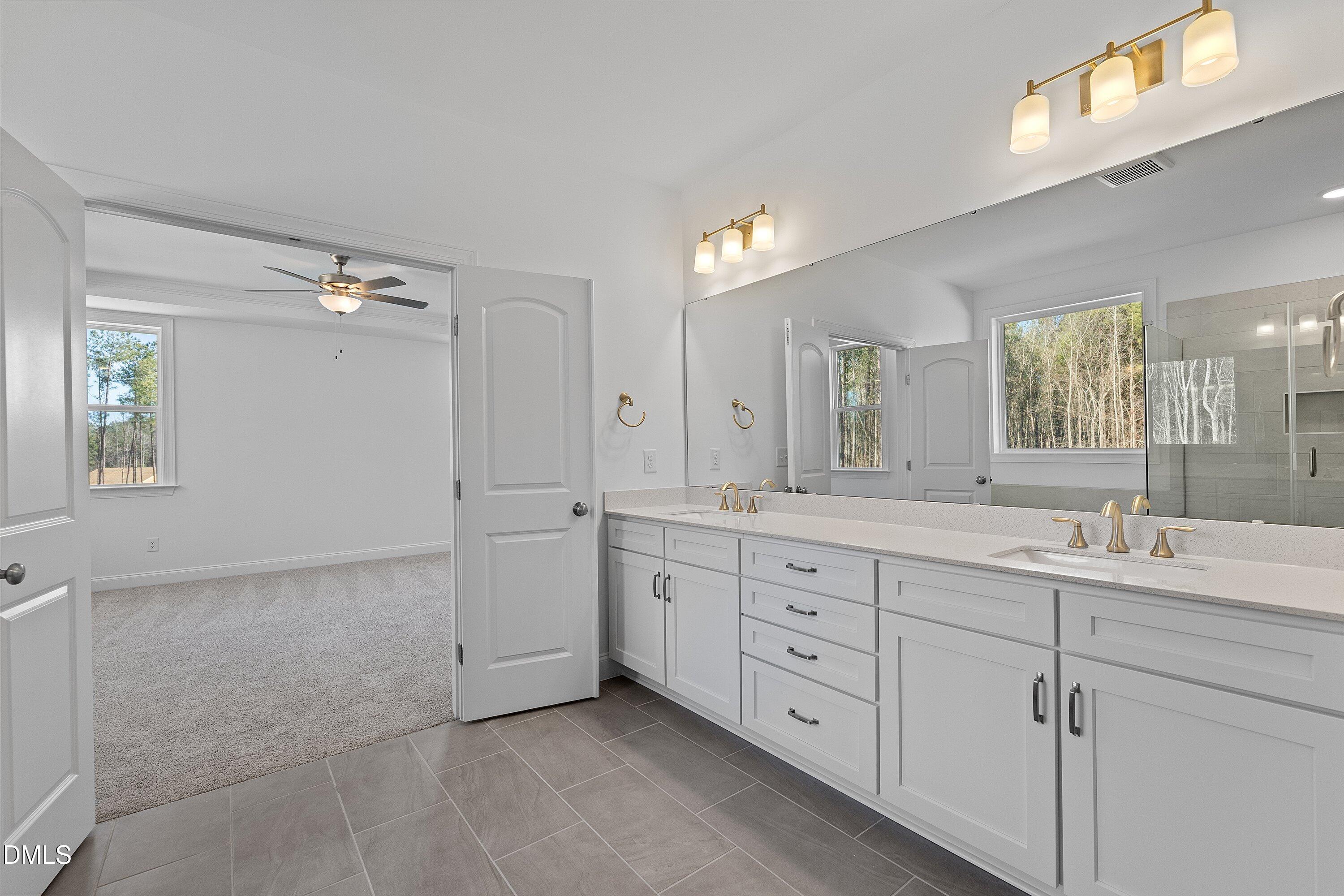 7 East Victoria Ridge Drive, Unit 16 Selma, NC 27576 - Photo 34 of 49 34-7 E Victoria Ridge Dr _2304