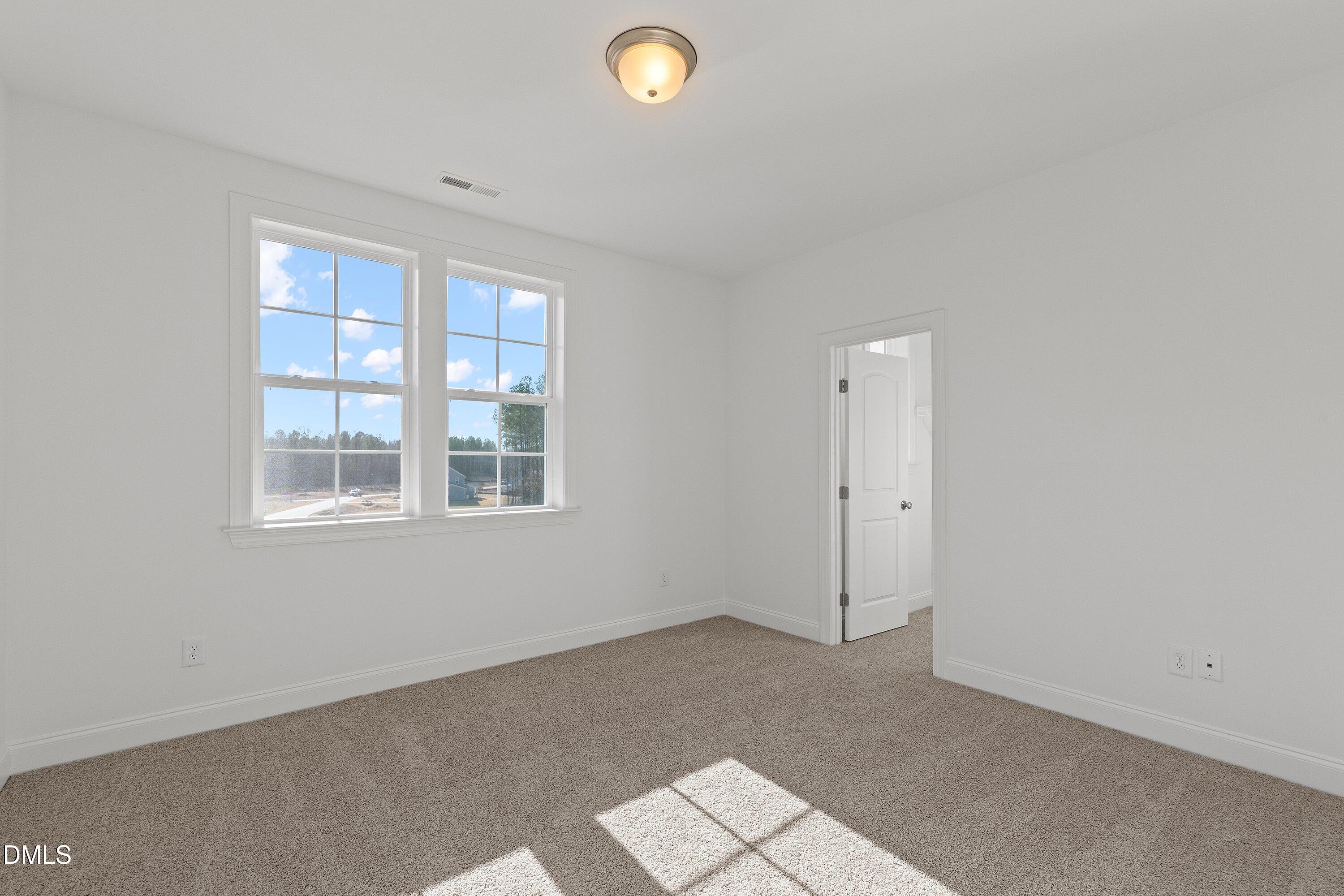 7 East Victoria Ridge Drive, Unit 16 Selma, NC 27576 - Photo 38 of 49 38-7 E Victoria Ridge Dr _2324