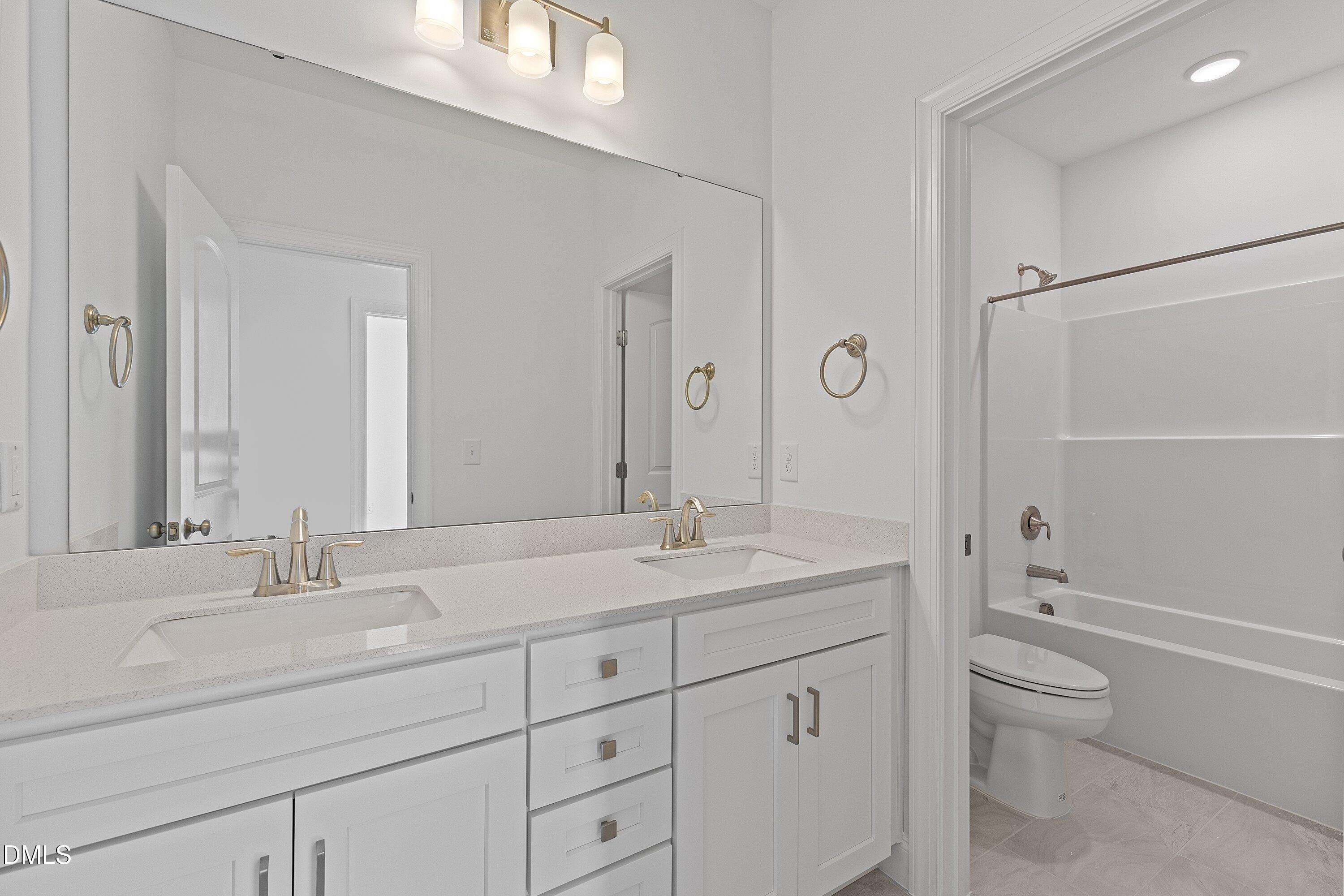 7 East Victoria Ridge Drive, Unit 16 Selma, NC 27576 - Photo 42 of 49 42-7 E Victoria Ridge Dr _2344