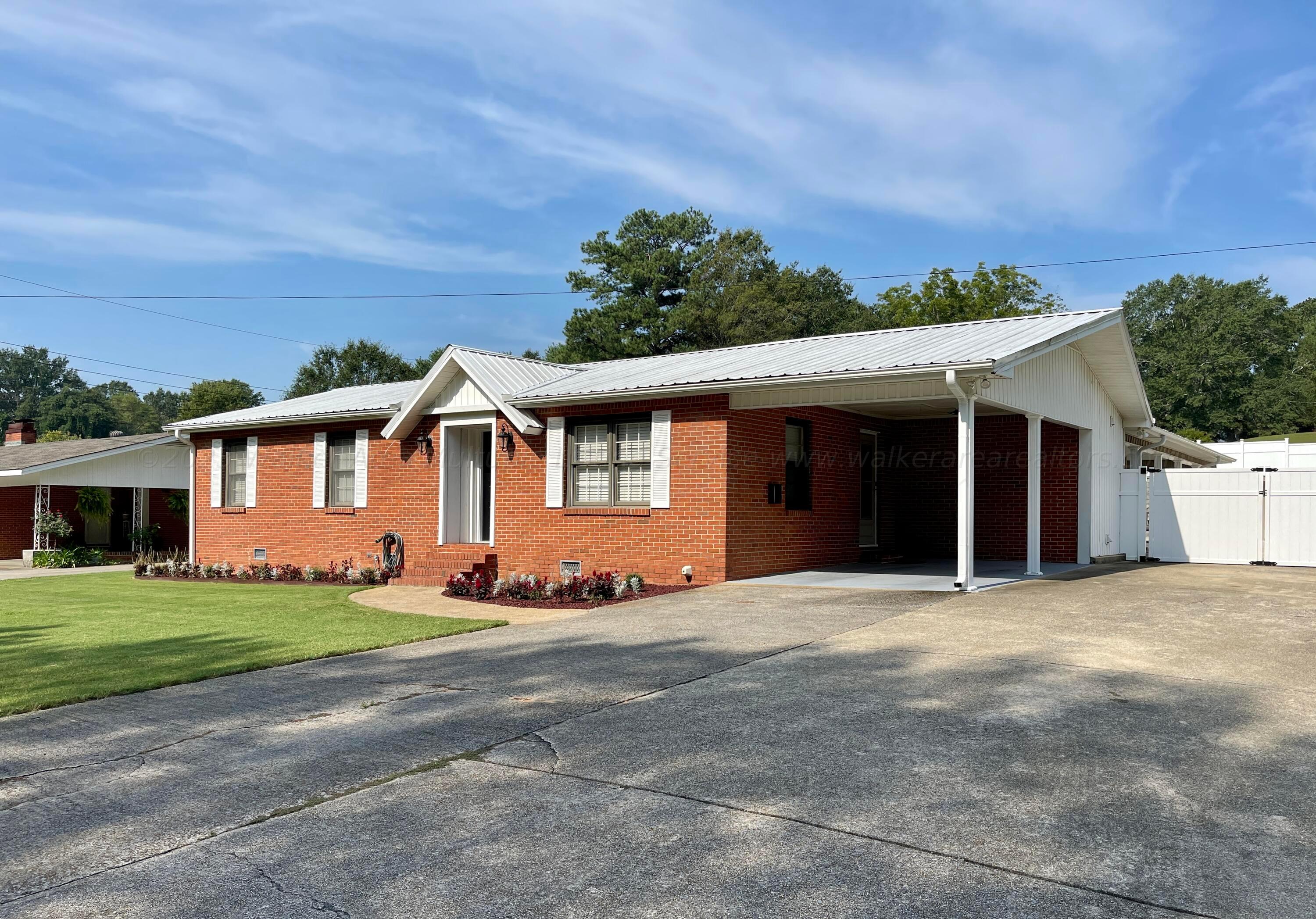 2714 Newburg Road Haleyville, AL 35565 - Photo 2 of 40 Gallery Image 2