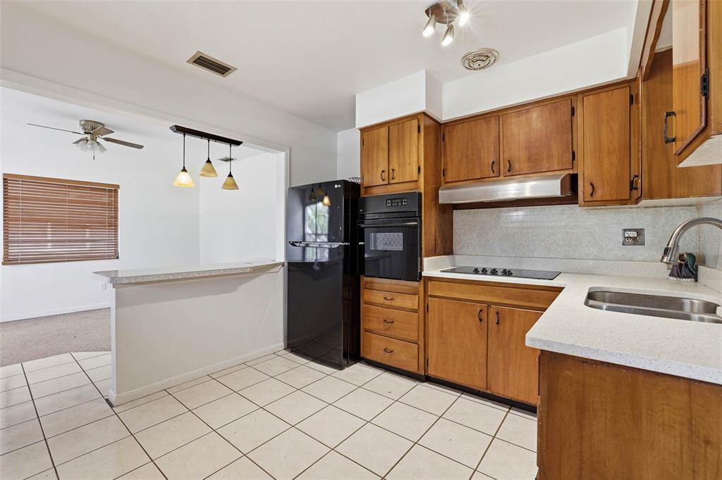 2112 West Orient Street Tampa, FL 33607 - Photo 6 of 23